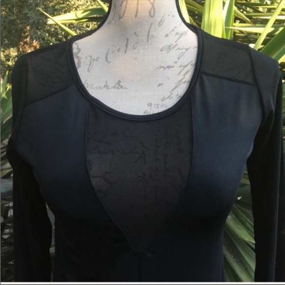 Sexy top sheer v neck perfect to show  cleavage size medium new with tags 🏷 🔥 - Picture 4 of 11